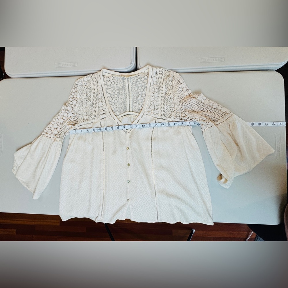 Love Stitch crochet lace top - Picture 7 of 11